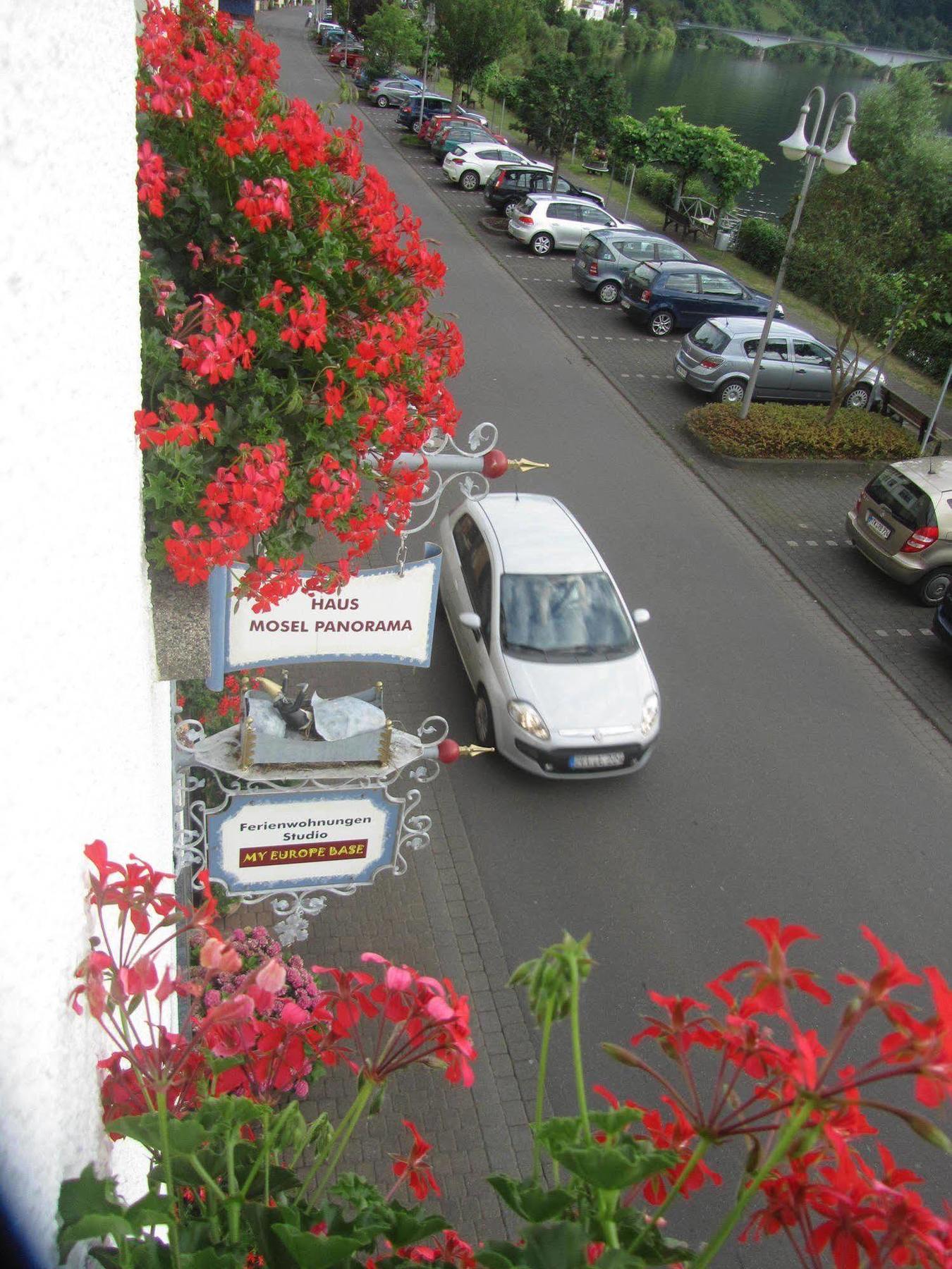 Mosel Panorama Apartamento Zell an der Mosel Exterior foto