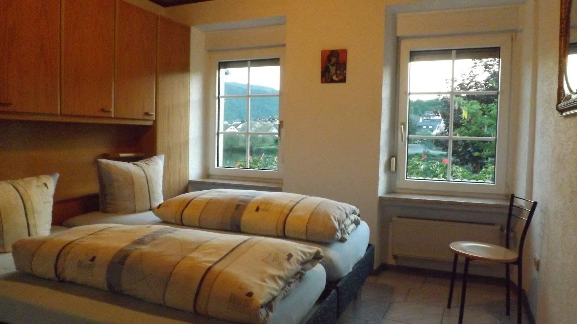 Mosel Panorama Apartamento Zell an der Mosel Exterior foto